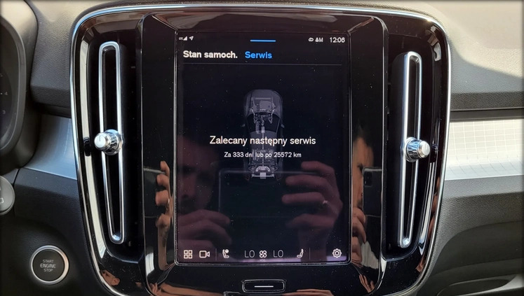 Volvo XC 40 cena 169555 przebieg: 31125, rok produkcji 2023 z Otmuchów małe 562